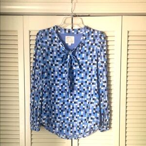 Sail to Sable long sleeve blouse Sz XS tie front collar navy, light blue, white